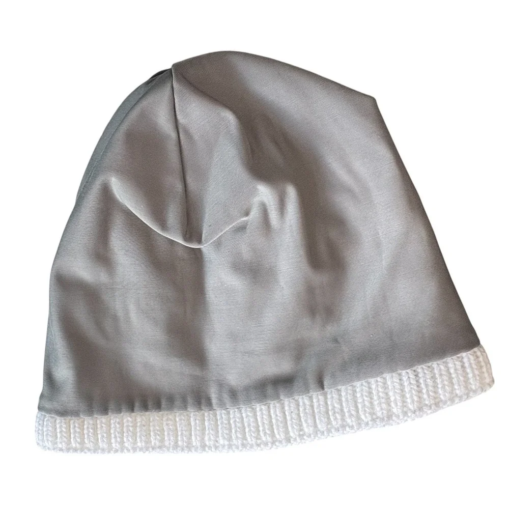 Under Armour Beanie Girls One Size‎ White Cable Knit ColdGear Infrared Hat